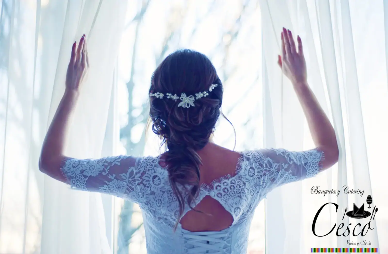 ¿Flores o tiara?